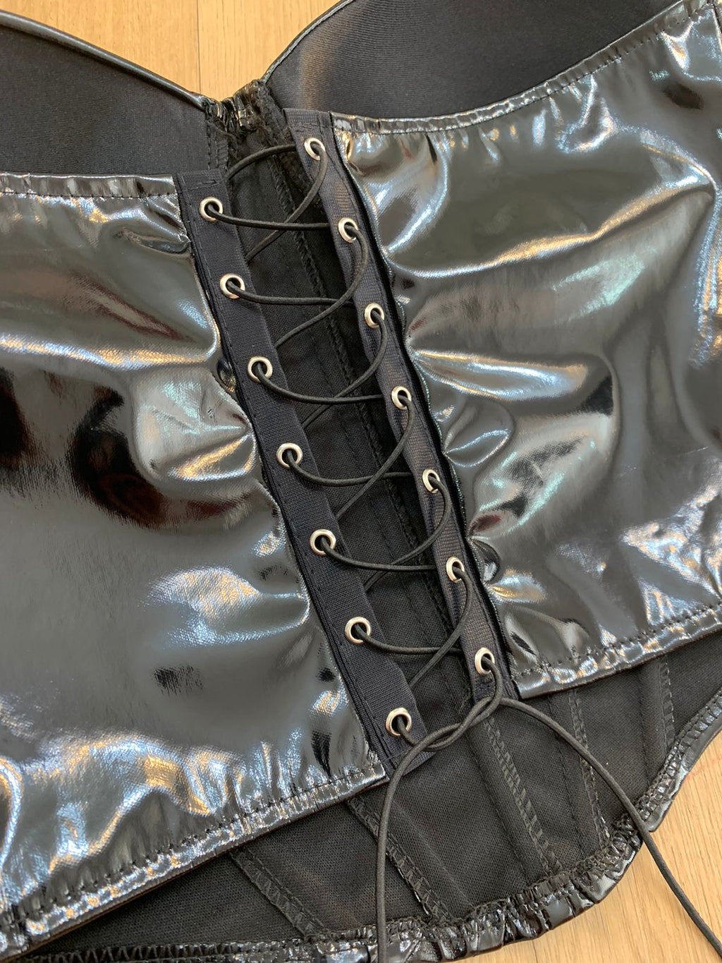 CORSELET VINIL TALYA