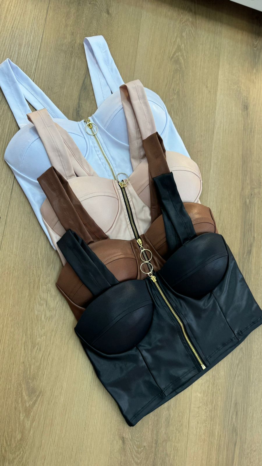 CROPPED CIRRÊ LUIZA